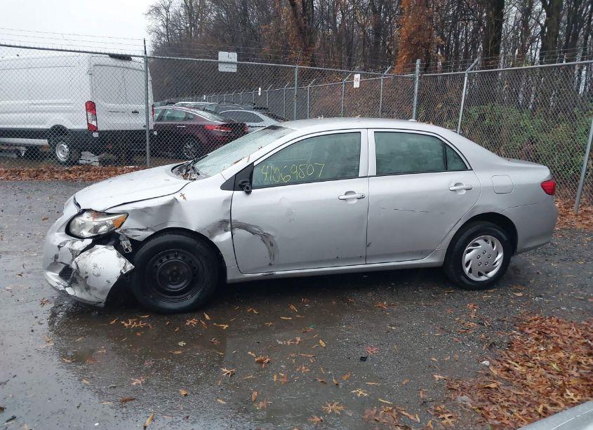 Photo 14 of 2009 Toyota Corolla LE (VIN 1NXBU40E79Z044840)