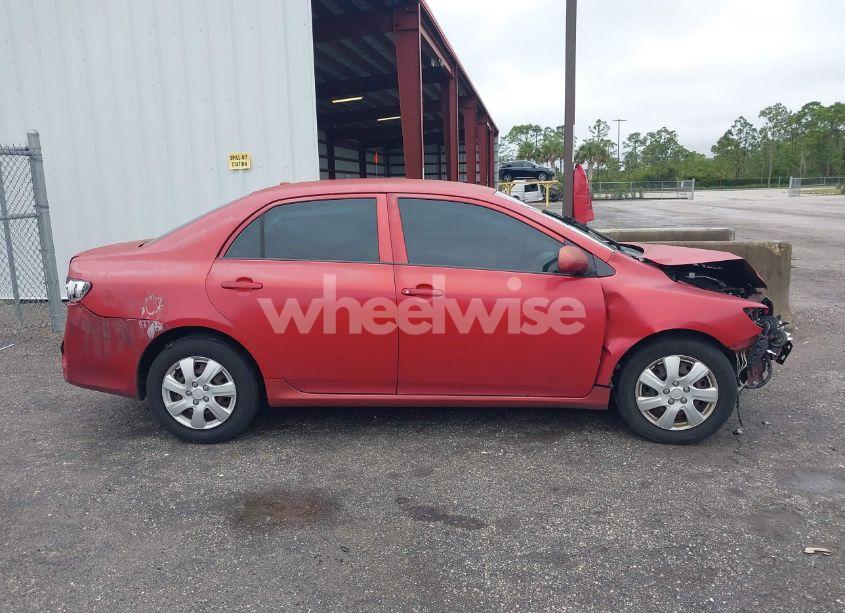 Photo 13 of 2009 Toyota Corolla LE (VIN 1NXBU40E79Z070807)