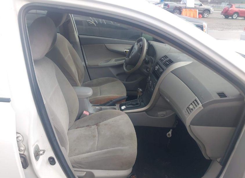 Photo 5 of 2009 Toyota Corolla (VIN 1NXBU40E79Z082150)