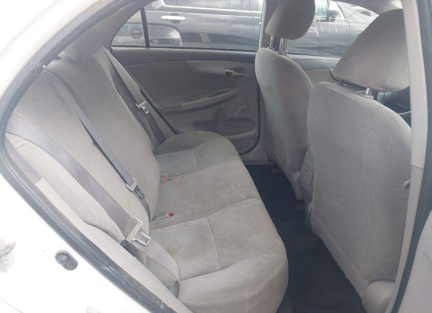 Photo 8 of 2009 Toyota Corolla (VIN 1NXBU40E79Z082150)