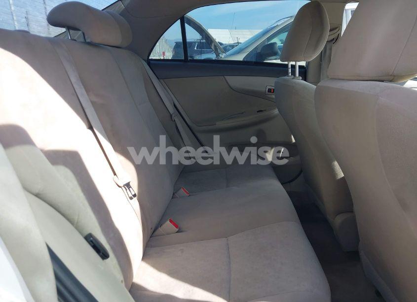 Photo 8 of 2009 Toyota Corolla LE (VIN 1NXBU40E79Z092161)