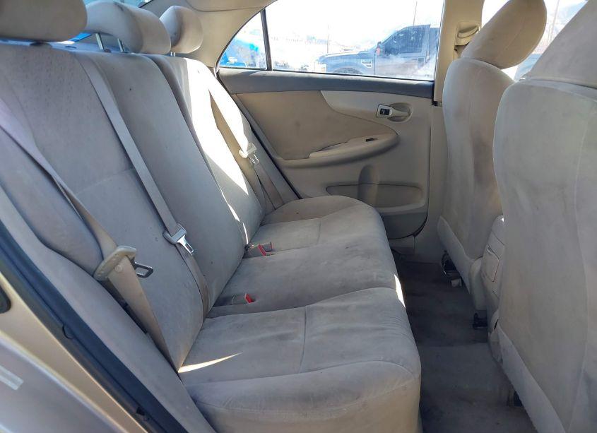 Photo 8 of 2009 Toyota Corolla LE (VIN 1NXBU40E79Z132982)