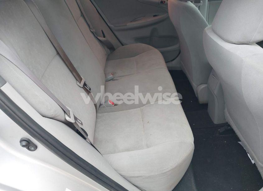 Photo 8 of 2009 Toyota Corolla LE (VIN 1NXBU40E79Z137180)