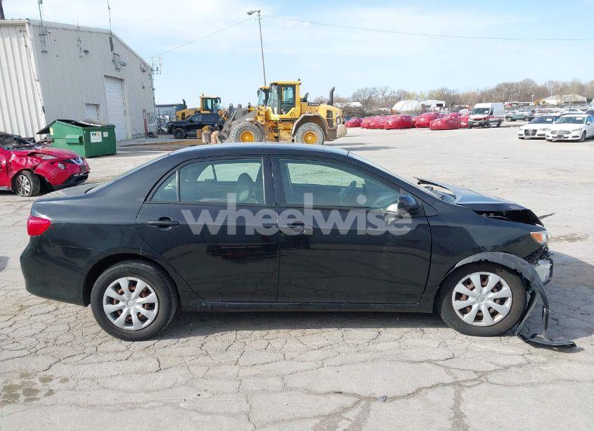Photo 14 of 2009 Toyota Corolla LE (VIN 1NXBU40E79Z138121)