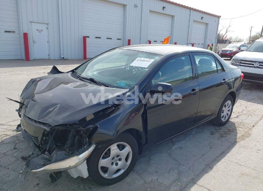 Photo 2 of 2009 Toyota Corolla LE (VIN 1NXBU40E79Z138121)