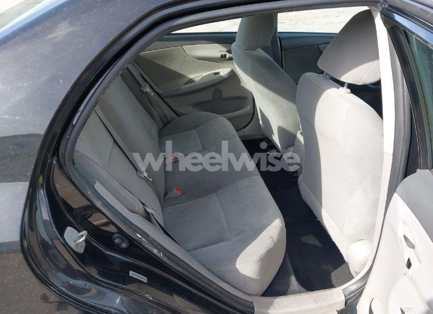 Photo 8 of 2009 Toyota Corolla LE (VIN 1NXBU40E79Z138121)