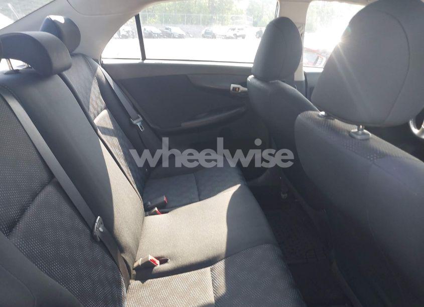 Photo 8 of 2009 Toyota Corolla S (VIN 1NXBU40E79Z151337)