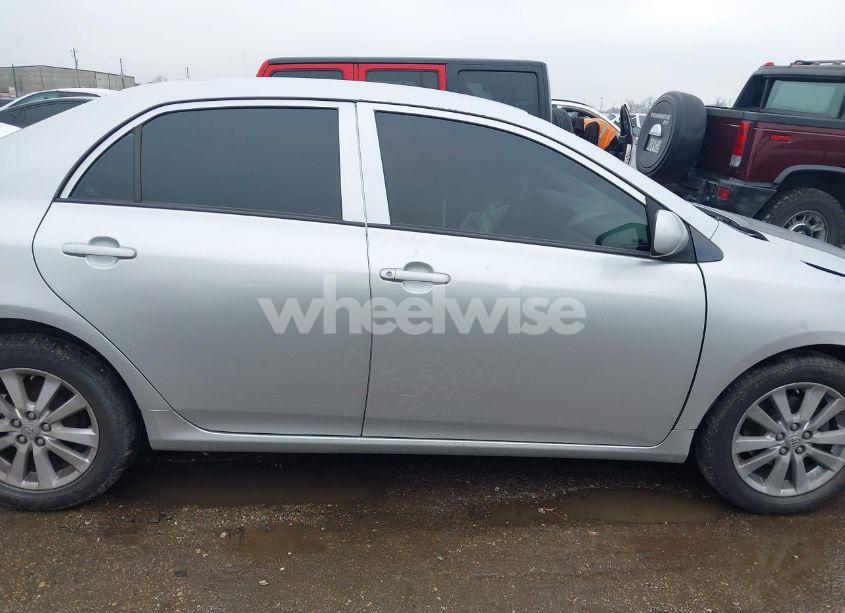 Photo 14 of 2009 Toyota Corolla LE (VIN 1NXBU40E89Z008803)