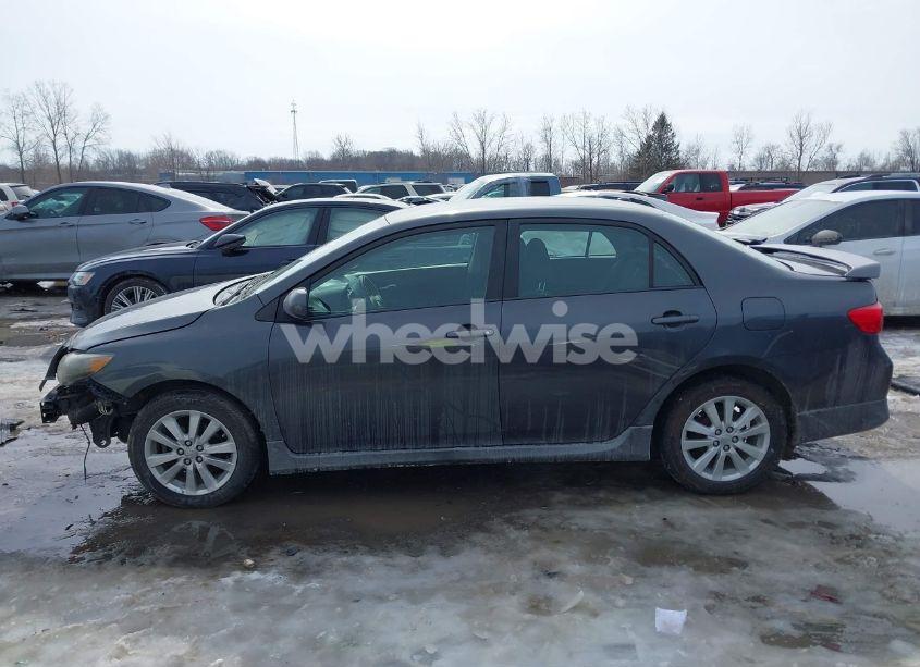 Photo 15 of 2009 Toyota Corolla S (VIN 1NXBU40E89Z069231)