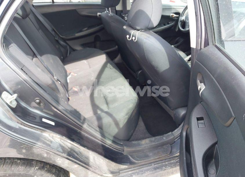 Photo 8 of 2009 Toyota Corolla S (VIN 1NXBU40E89Z069231)