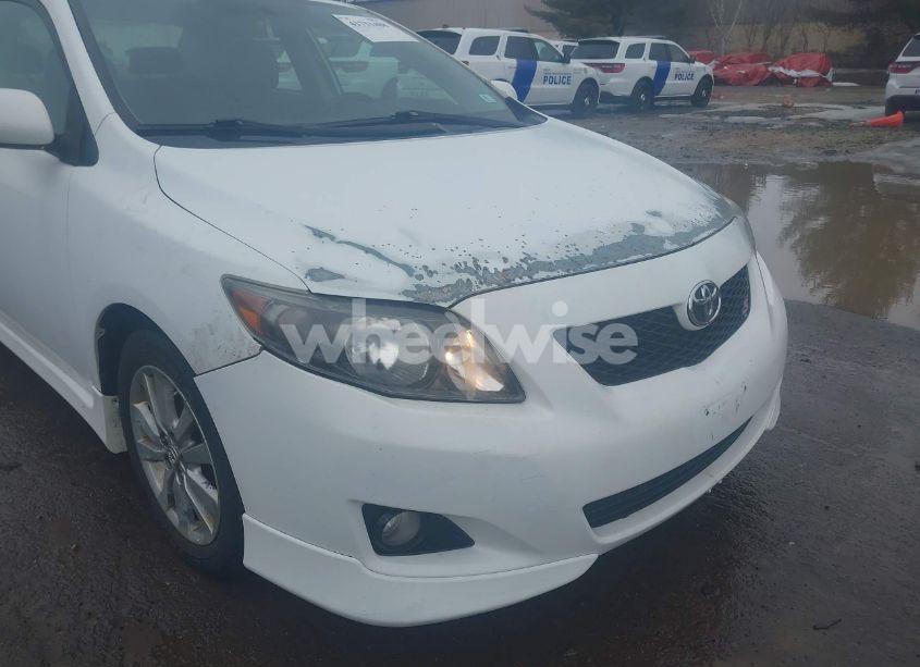 Photo 6 of 2009 Toyota Corolla S (VIN 1NXBU40E89Z093447)