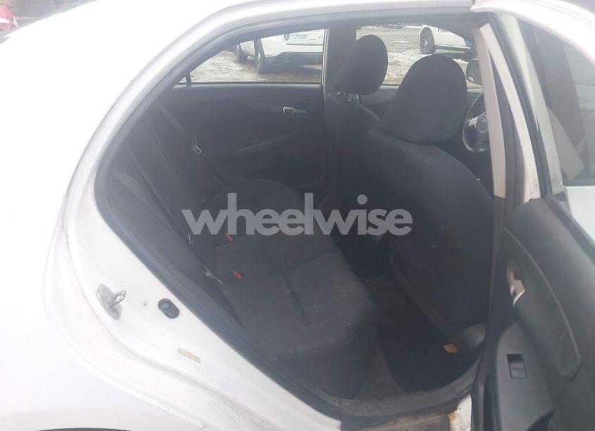 Photo 8 of 2009 Toyota Corolla S (VIN 1NXBU40E89Z093447)