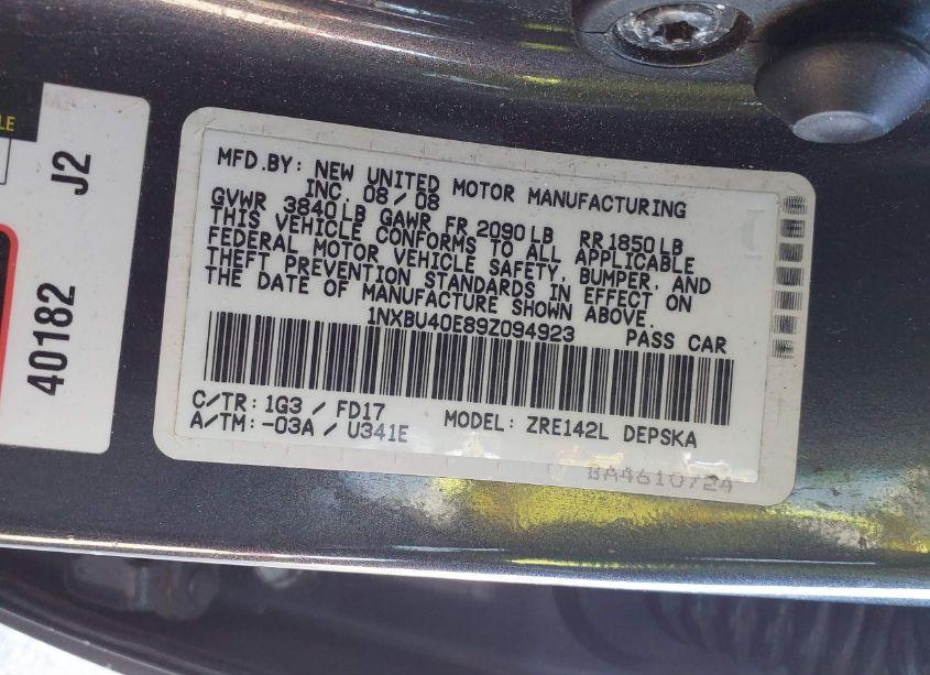 Photo 9 of 2009 Toyota Corolla S (VIN 1NXBU40E89Z094923)
