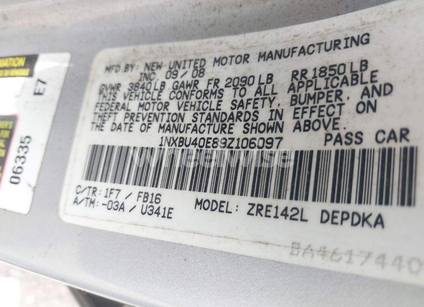 Photo 9 of 2009 Toyota Corolla LE (VIN 1NXBU40E89Z106097)