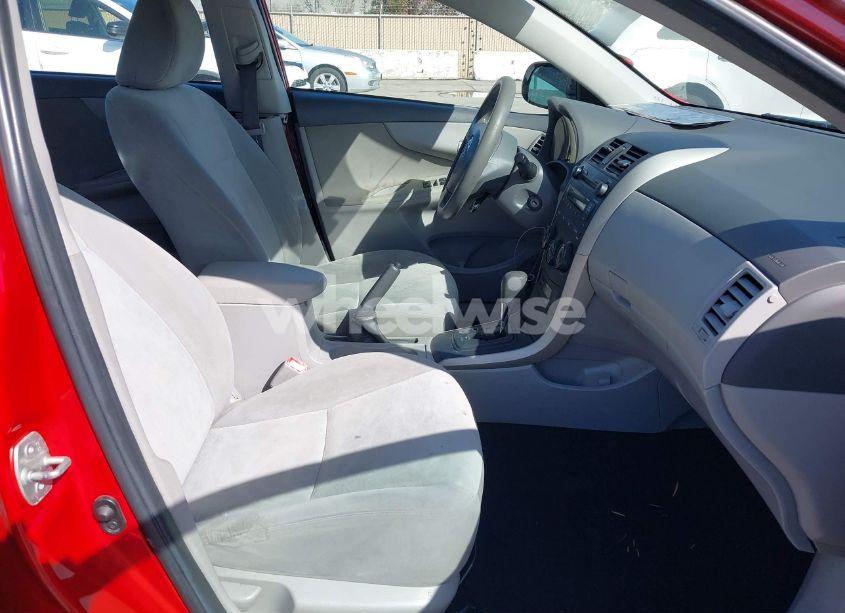 Photo 5 of 2009 Toyota Corolla LE (VIN 1NXBU40E89Z136636)