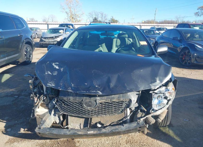 Photo 13 of 2009 Toyota Corolla LE (VIN 1NXBU40E89Z147734)