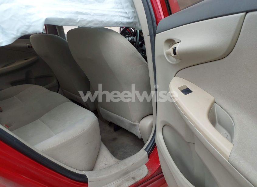 Photo 8 of 2009 Toyota Corolla LE (VIN 1NXBU40E89Z158636)