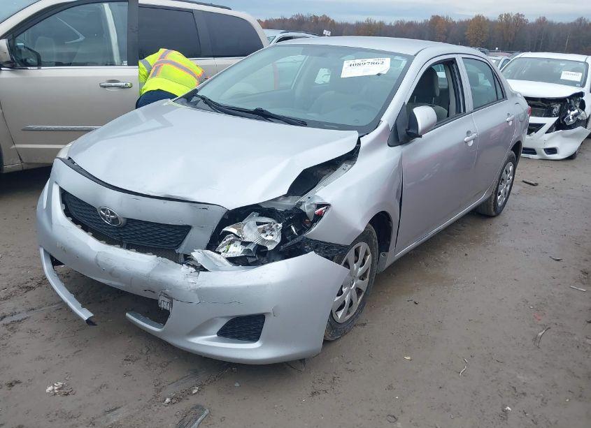 Photo 2 of 2009 Toyota Corolla LE (VIN 1NXBU40E89Z159656)