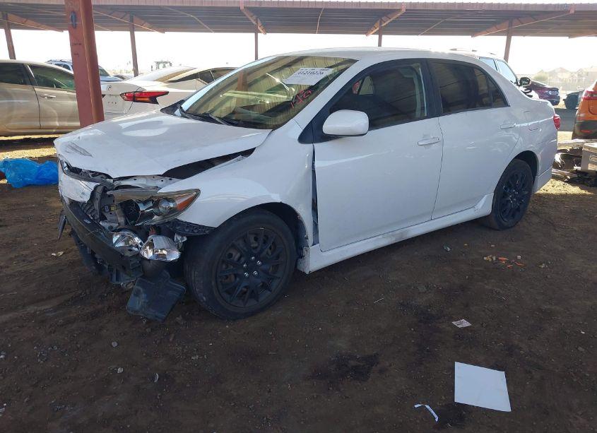 Photo 2 of 2009 Toyota Corolla S (VIN 1NXBU40E89Z162170)