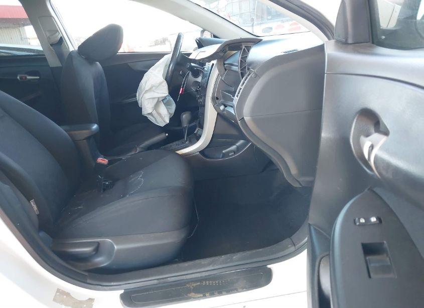 Photo 5 of 2009 Toyota Corolla S (VIN 1NXBU40E89Z162170)