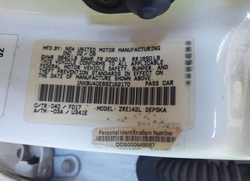 Photo 9 of 2009 Toyota Corolla S (VIN 1NXBU40E89Z162170)