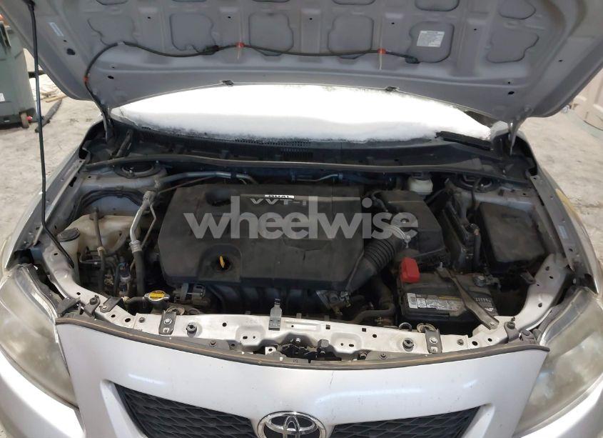 Photo 10 of 2009 Toyota Corolla S (VIN 1NXBU40E99Z005456)