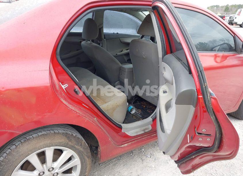 Photo 8 of 2009 Toyota Corolla LE (VIN 1NXBU40E99Z012715)