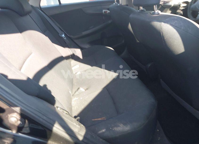 Photo 8 of 2009 Toyota Corolla S (VIN 1NXBU40E99Z024492)