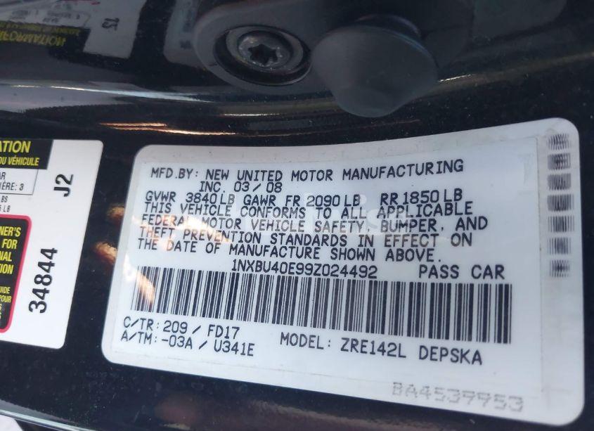 Photo 9 of 2009 Toyota Corolla S (VIN 1NXBU40E99Z024492)