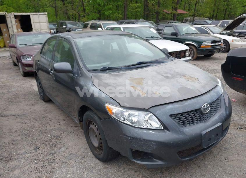 2009 Toyota Corolla LE (VIN 1NXBU40E99Z024895) main photo