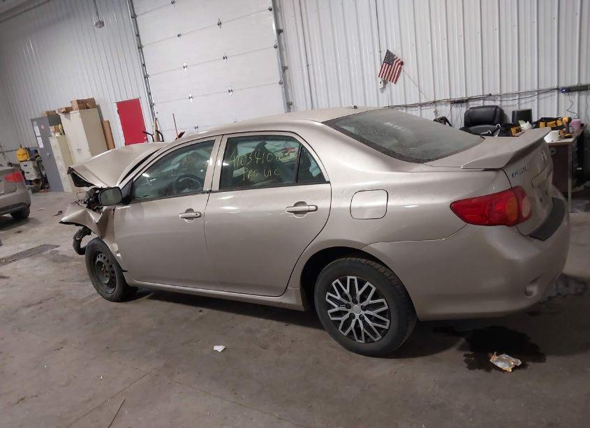 Photo 14 of 2009 Toyota Corolla LE (VIN 1NXBU40E99Z032124)