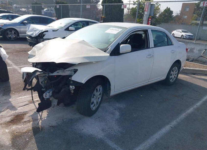 Photo 2 of 2009 Toyota Corolla (VIN 1NXBU40E99Z062630)