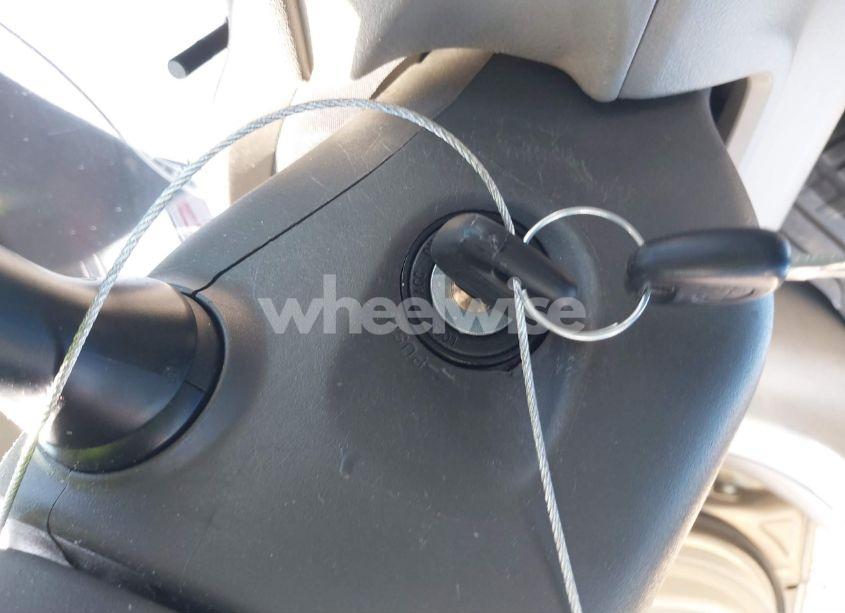 Photo 11 of 2009 Toyota Corolla LE (VIN 1NXBU40E99Z088368)