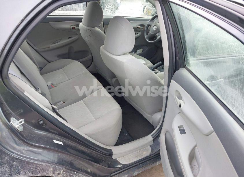 Photo 8 of 2009 Toyota Corolla LE (VIN 1NXBU40E99Z160220)