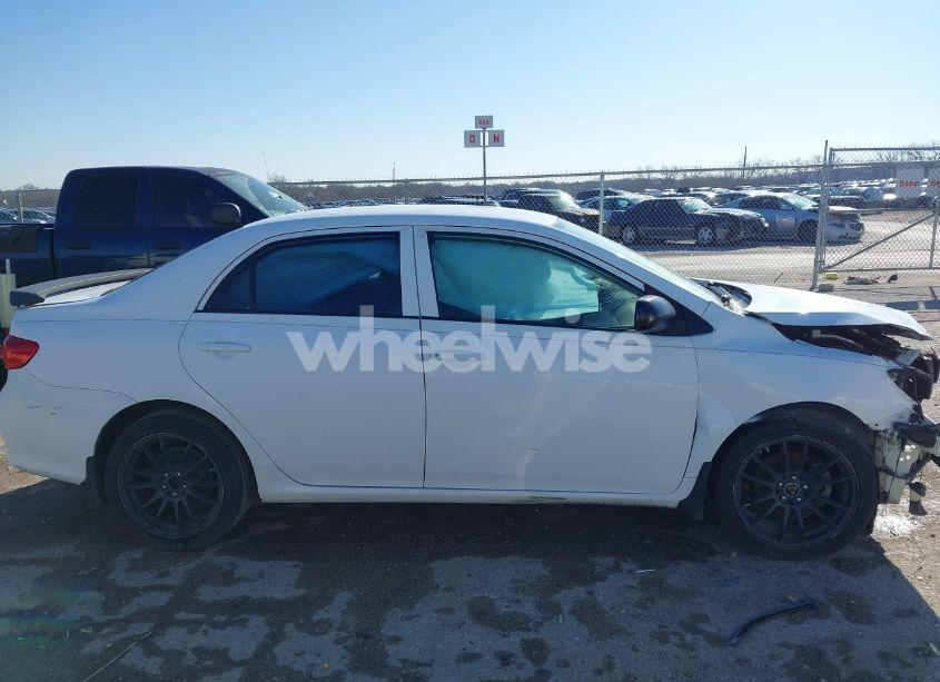 Photo 13 of 2009 Toyota Corolla (VIN 1NXBU40EX9Z020788)