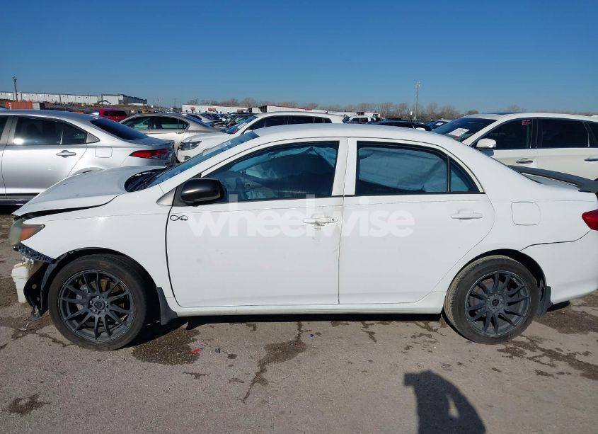 Photo 14 of 2009 Toyota Corolla (VIN 1NXBU40EX9Z020788)