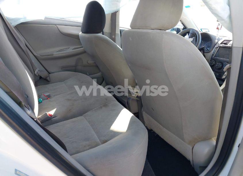 Photo 8 of 2009 Toyota Corolla (VIN 1NXBU40EX9Z020788)