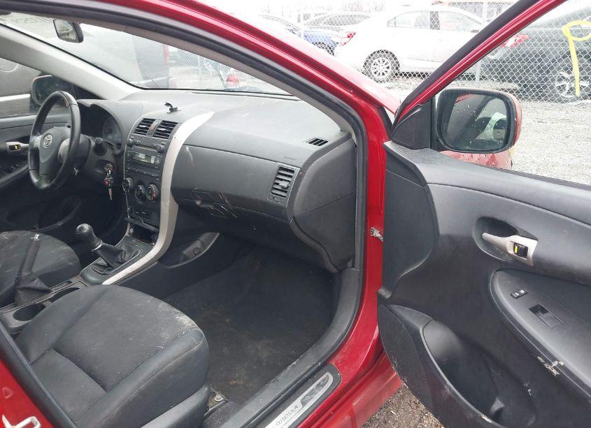 Photo 5 of 2009 Toyota Corolla S (VIN 1NXBU40EX9Z029300)