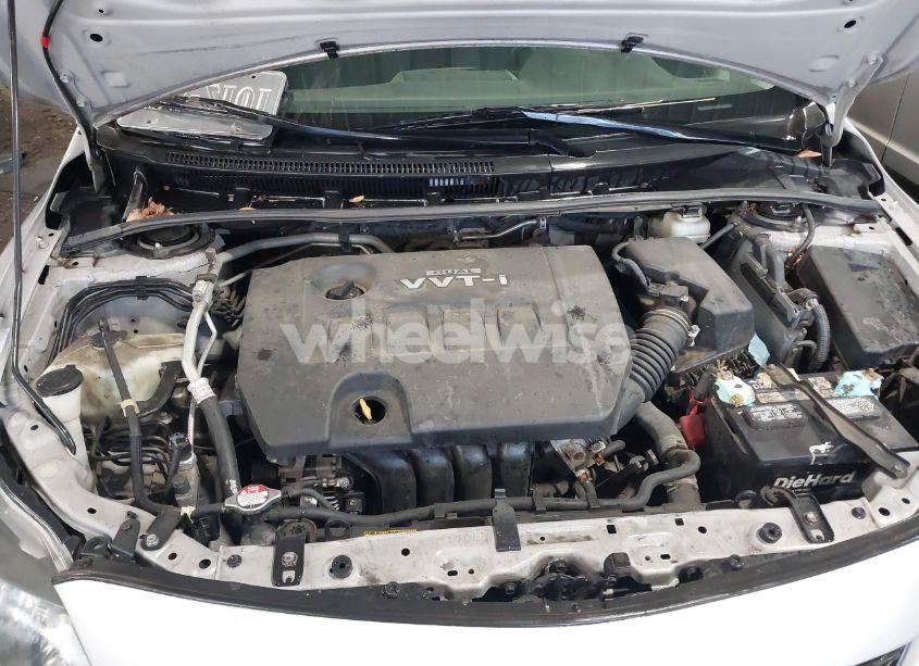 Photo 10 of 2009 Toyota Corolla S (VIN 1NXBU40EX9Z046856)