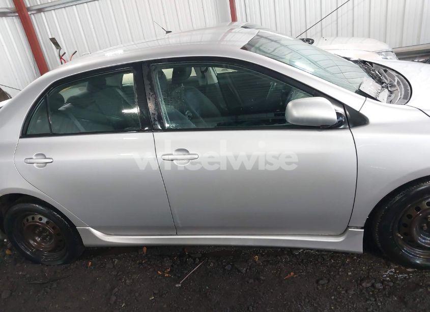 Photo 12 of 2009 Toyota Corolla S (VIN 1NXBU40EX9Z046856)