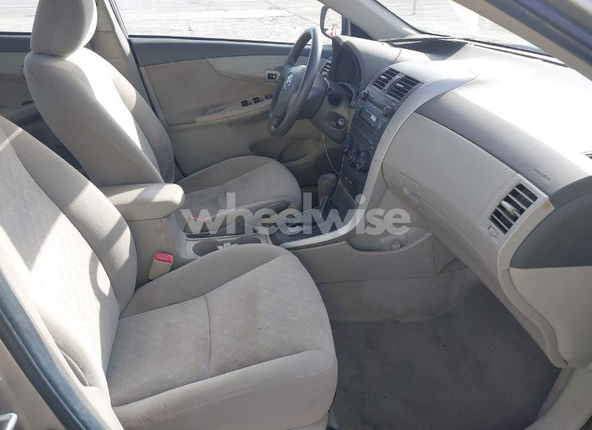 Photo 5 of 2009 Toyota Corolla LE (VIN 1NXBU40EX9Z065469)