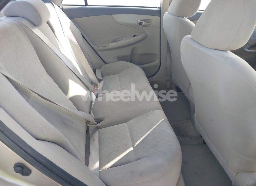 Photo 8 of 2009 Toyota Corolla LE (VIN 1NXBU40EX9Z065469)