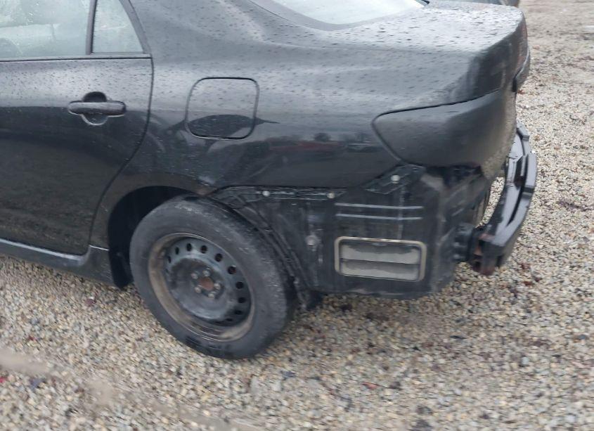 Photo 16 of 2009 Toyota Corolla S (VIN 1NXBU40EX9Z065911)