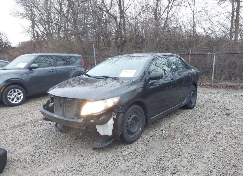 Photo 2 of 2009 Toyota Corolla S (VIN 1NXBU40EX9Z065911)