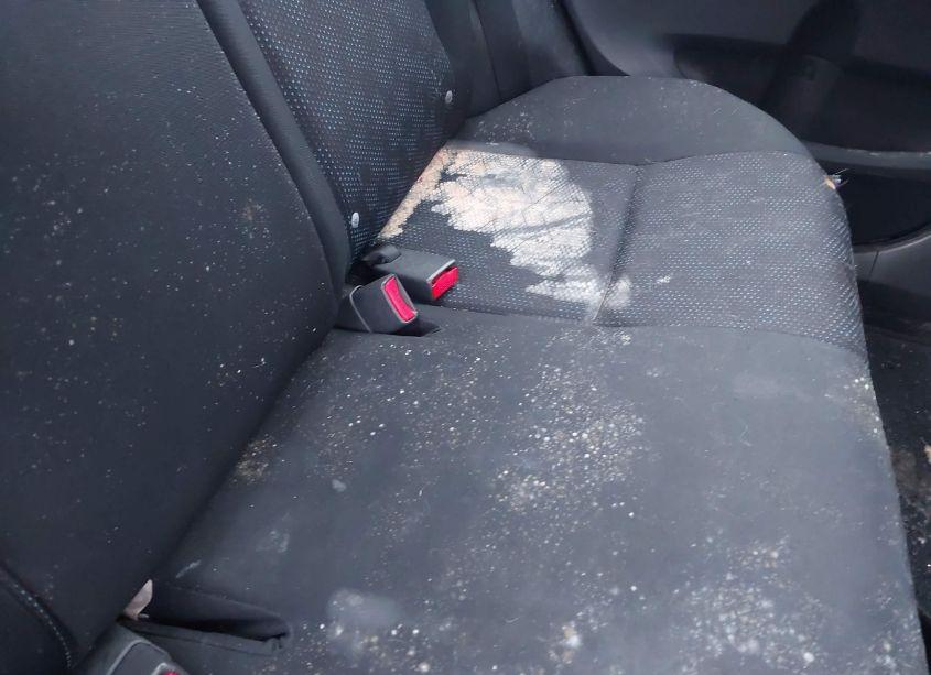 Photo 15 of 2009 Toyota Corolla S (VIN 1NXBU40EX9Z078450)