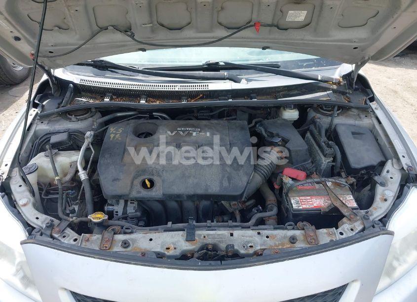 Photo 10 of 2009 Toyota Corolla LE (VIN 1NXBU40EX9Z104707)
