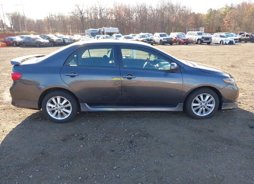 Photo 13 of 2009 Toyota Corolla S (VIN 1NXBU40EX9Z105405)