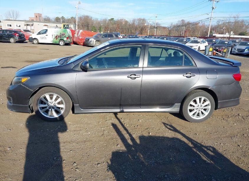 Photo 14 of 2009 Toyota Corolla S (VIN 1NXBU40EX9Z105405)
