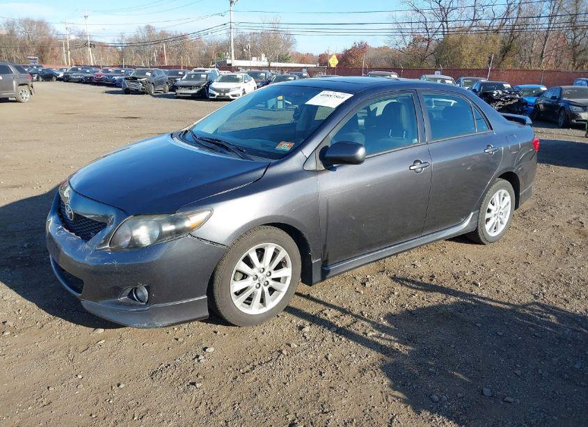 Photo 2 of 2009 Toyota Corolla S (VIN 1NXBU40EX9Z105405)