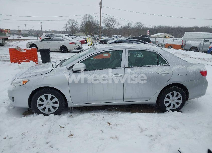 Photo 14 of 2009 Toyota Corolla LE (VIN 1NXBU40EX9Z163949)